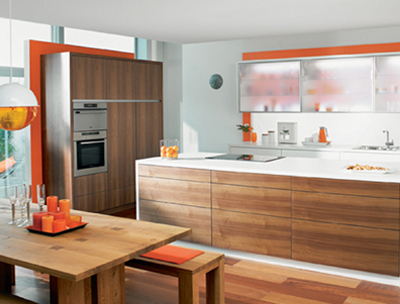 Handle-free kitchen drawers Handle-free kitchen drawers